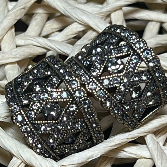 HEIDI DAUS • CRYSTAL • CLIP ON EARRINGS - Picture 7 of 8